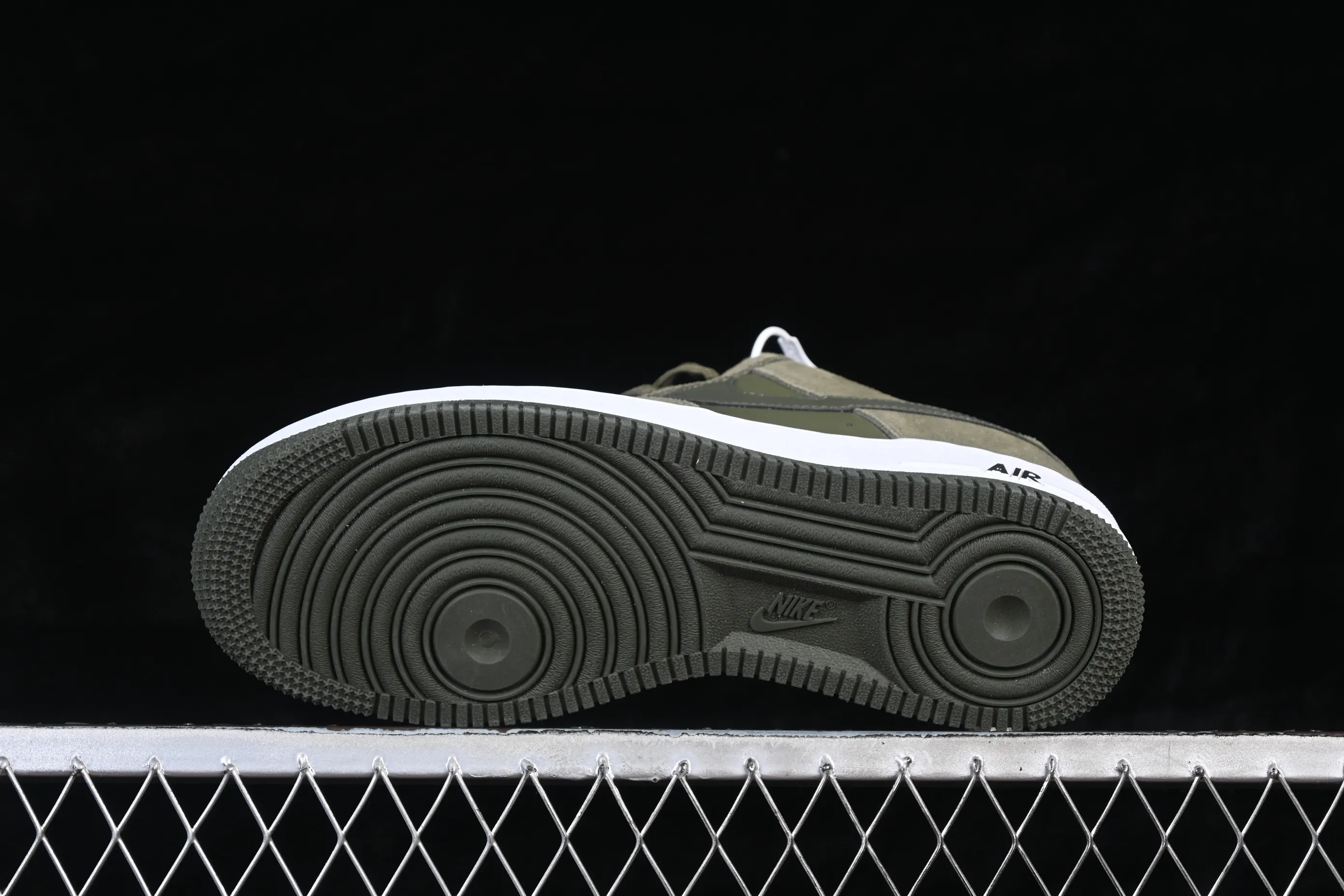 All categories Nk Air Force 1 Air Force series Nk Air Force 1 Low Air Force low-top Nike Air Force 1'07 Low Air Force 1 low-top casual sneakers IB6388-200